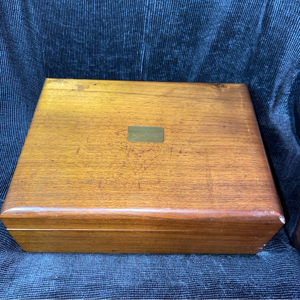 Cigar Box Humidor Vintage Decatur Industries Deco Walnut 11x8x4 Quality Embc